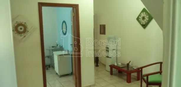 Sobrado com 3 Quartos à venda, 138m² no Centro, Araraquara