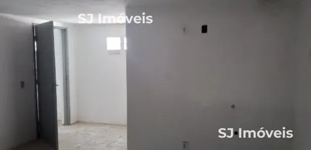 Loja / Salão / Ponto Comercial para alugar, 230m² no Pajuçara, Maracanaú