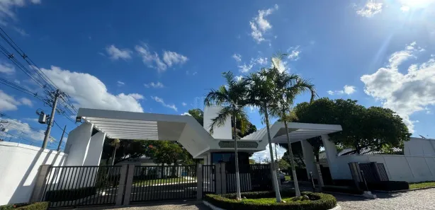Casa de Condomínio com 3 Quartos para alugar, 354m² no Parque Santo Amaro, Campos dos Goytacazes