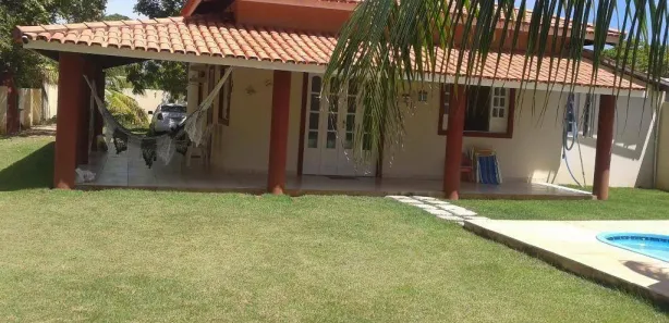 Casa de Condomínio com 3 Quartos para alugar, 200m² no Centro, Camaçari