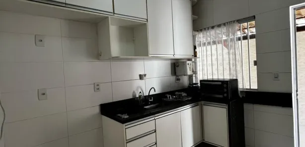 Sobrado com 4 Quartos à venda, 128m² no Ipitanga, Lauro de Freitas