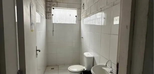 Galpão / Depósito / Armazém para alugar, 270m² no Jardim Baronesa, Taubaté