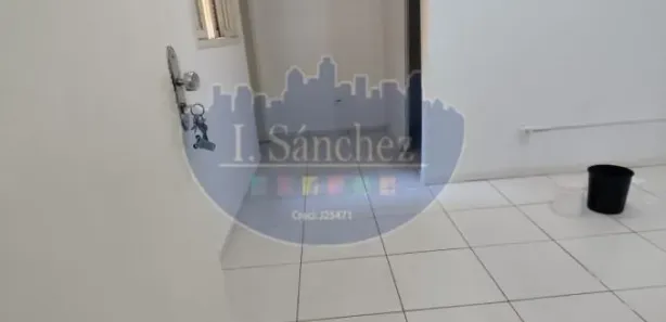 Conjunto Comercial / Sala para alugar, 25m² no Vila Virgínia, Itaquaquecetuba