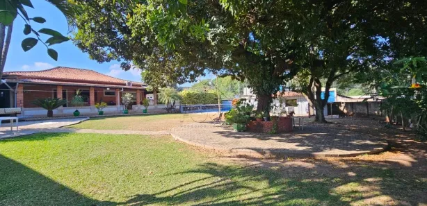 Fazenda / Sítio / Chácara com 3 Quartos à venda, 294m² no Vale do Sol, Piracicaba