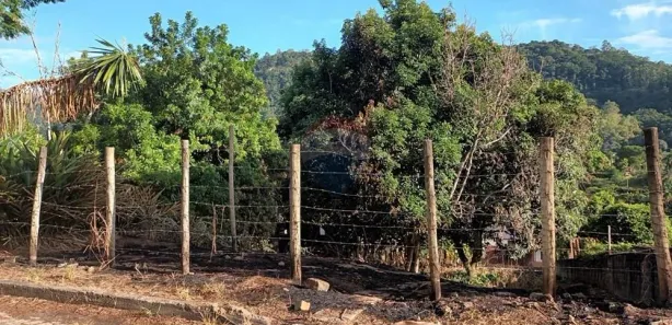 Terreno / Lote / Condomínio à venda, 650m² no Bom Jardim, Bom Jardim