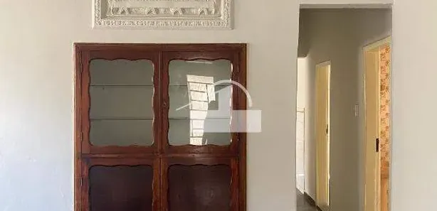 Casa Comercial com 5 Quartos para alugar, 150m² no Centro, Sete Lagoas