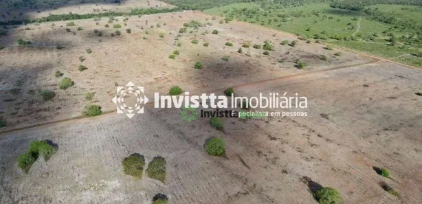 Fazenda / Sítio / Chácara com 4 Quartos à venda, 890m² no Centro, Cristalândia
