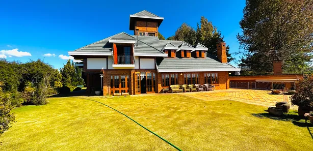 Casa de Condomínio com 6 Quartos para venda ou aluguel, 576m² no Lot Valeu Noiva, Campos do Jordão