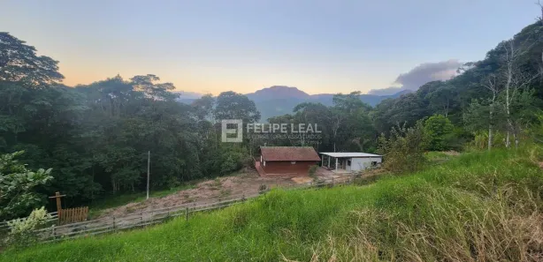 Fazenda / Sítio / Chácara com 2 Quartos à venda, 85m² no Vargem Grande, Águas Mornas