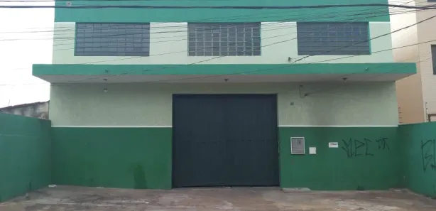 Galpão / Depósito / Armazém à venda, 700m² no Santa Cruz, Betim