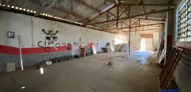 Galpão / Depósito / Armazém à venda, 500m² no , Mairinque