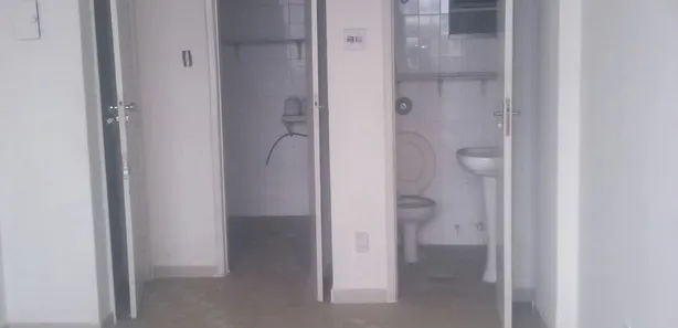 Conjunto Comercial / Sala para alugar, 25m² no São João, Volta Redonda
