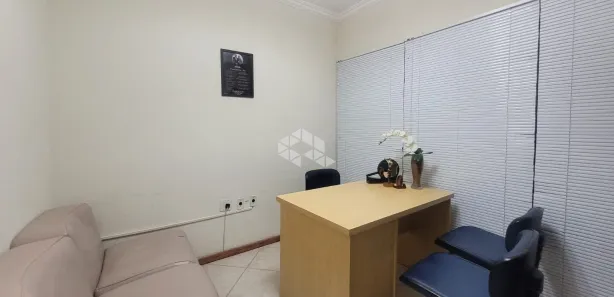 Conjunto Comercial / Sala à venda, 66m² no Centro, Canoas