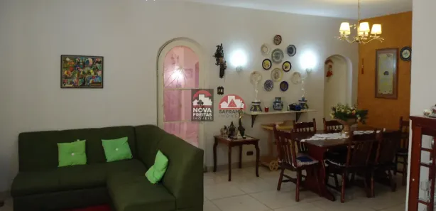 Casa Comercial com 3 Quartos para alugar, 199m² no Centro, Jacareí
