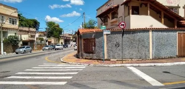 Loja / Salão / Ponto Comercial à venda, 440m² no Niterói, Volta Redonda
