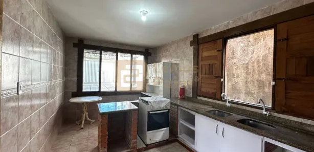Casa com 3 Quartos para venda ou aluguel, 350m² no Góes Calmon, Itabuna