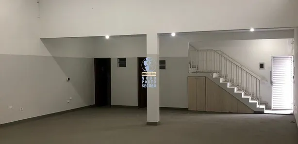 Galpão / Depósito / Armazém para alugar, 120m² no Vila Endres, Guarulhos
