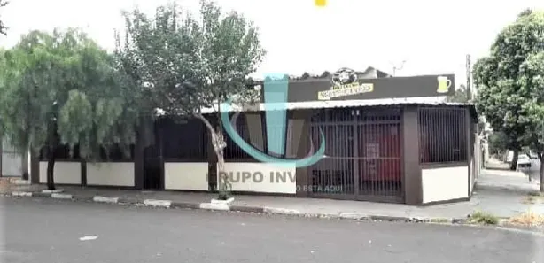 Loja / Salão / Ponto Comercial à venda, 204m² no Vila Santa Maria (Vila Xavier), Araraquara