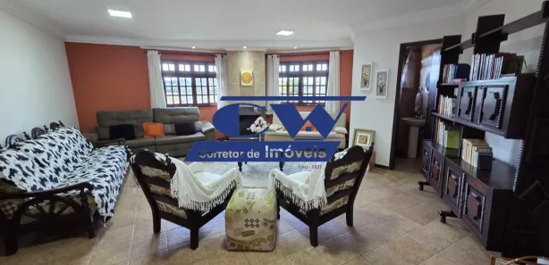 Fazenda / Sítio / Chácara com 3 Quartos à venda, 20000m² no Zacarias, São José dos Pinhais