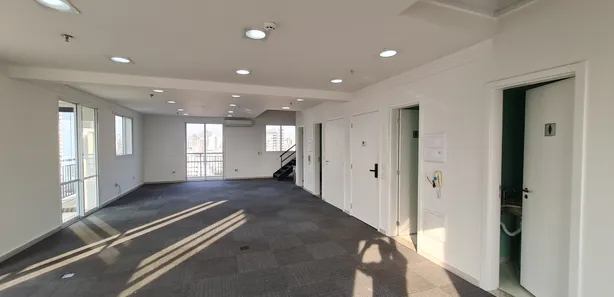 Conjunto Comercial / Sala para alugar, 216m² no Pinheiros, São Paulo