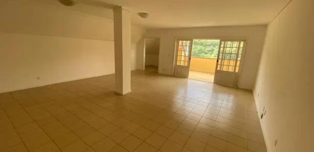 Cobertura com 3 Quartos para alugar, 160m² no Itaipava, Petrópolis