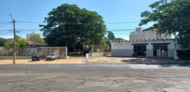 Loja / Salão / Ponto Comercial à venda, 732m² no Centro, Araraquara
