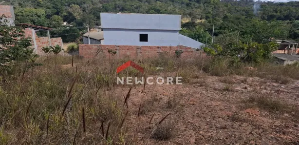 Terreno / Lote / Condomínio à venda, 200m² no Santa Maria, Vespasiano