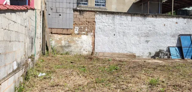 Terreno / Lote / Condomínio à venda, 131m² no Bingen, Petrópolis