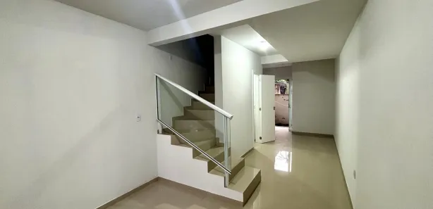 Casa com 2 Quartos para alugar, 60m² no Velha Central, Blumenau