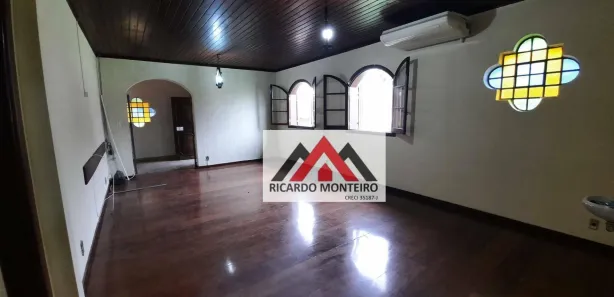 Casa Comercial com 4 Quartos à venda, 462m² no Jardim Boa Vista, Pindamonhangaba