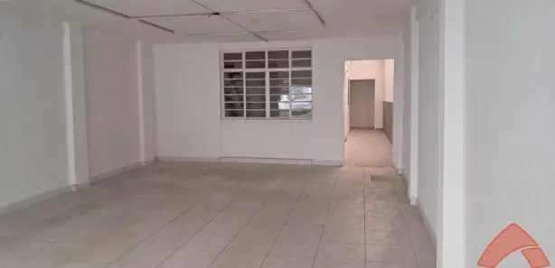 Casa Comercial com 2 Quartos para alugar, 90m² no Parque Santos Dumont, Taboão da Serra