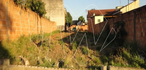 Terreno / Lote / Condomínio para alugar, 1m² no Jardim Universal, Araraquara