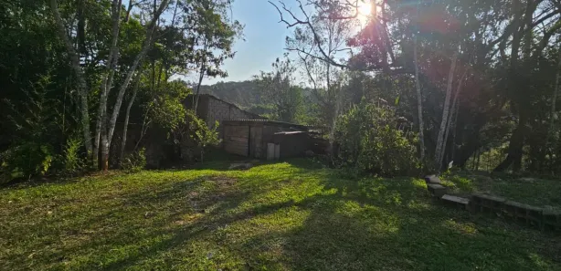 Fazenda / Sítio / Chácara com 3 Quartos à venda, 4900m² no Centro, Juquitiba