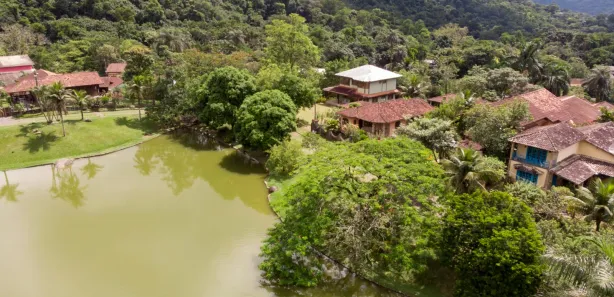 Casa de Condomínio com 2 Quartos à venda, 717m² no Limoeiro, Guapimirim