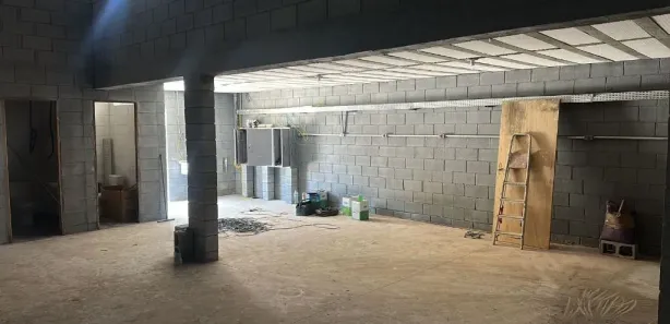 Loja / Salão / Ponto Comercial à venda, 340m² no Centro, Poá