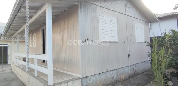 Casa com 3 Quartos para alugar, 48m² no Santo Antônio, Criciúma