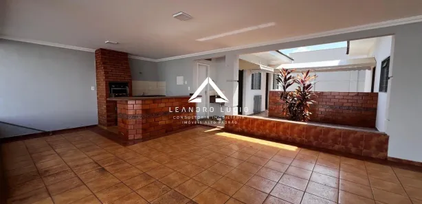 Casa com 3 Quartos à venda, 313m² no Setor Cristina II, Trindade
