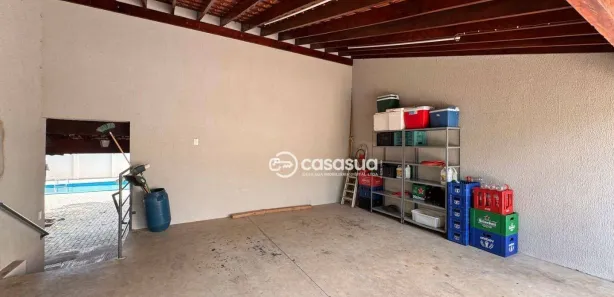 Fazenda / Sítio / Chácara com 3 Quartos à venda, 1000m² no , Ipeúna