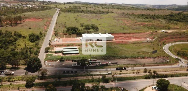 Galpão / Depósito / Armazém para alugar, 914m² no Santa Clara B, Vespasiano