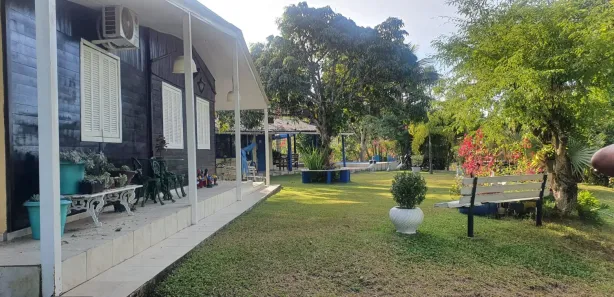 Fazenda / Sítio / Chácara com 4 Quartos à venda, 300m² no Jardim Guanabara, Barra Mansa