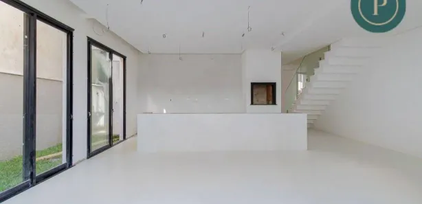 Casa de Condomínio com 3 Quartos à venda, 209m² no Santa Cândida, Curitiba