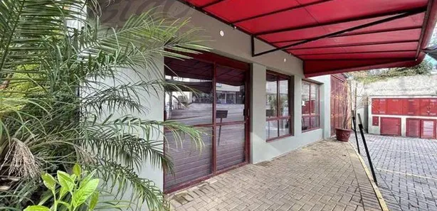Loja / Salão / Ponto Comercial à venda, 351m² no Granja Viana, Cotia