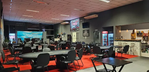 Prédio Inteiro à venda, 610m² no Itapeva, Votorantim