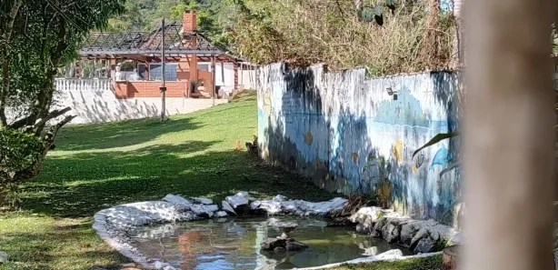 Fazenda / Sítio / Chácara com 5 Quartos à venda, 120m² no Mombaça, Itapecerica da Serra