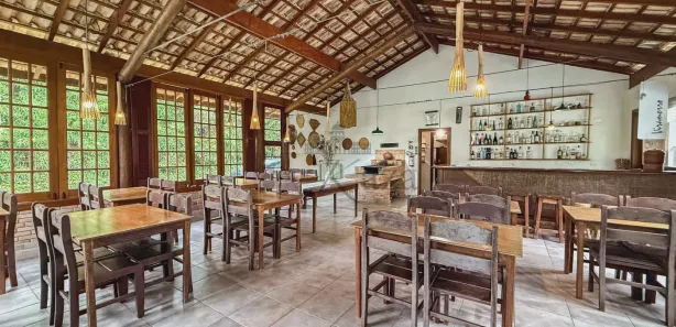 Hotel / Motel / Pousada com 10 Quartos para alugar, 806m² no Buquirinha, São José dos Campos