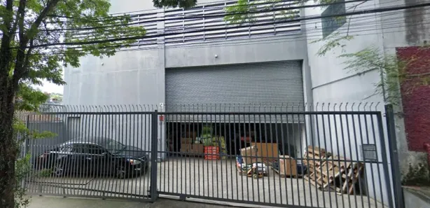 Galpão / Depósito / Armazém para alugar, 228m² no Jardim Fontana, Cotia