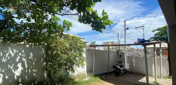 Casa Comercial com 3 Quartos à venda, 190m² no Parque Aurora, Campos dos Goytacazes
