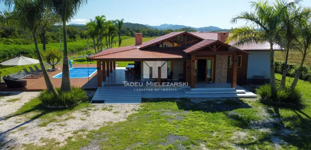 Fazenda / Sítio / Chácara com 3 Quartos à venda, 22650m² no São João Batista, São João Batista