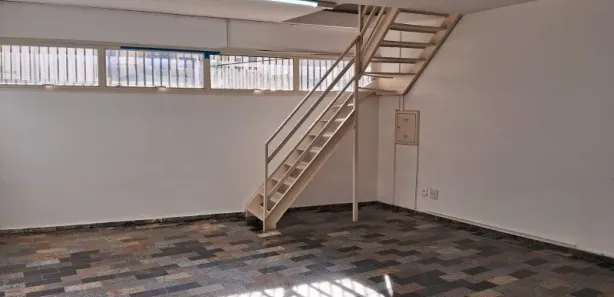 Conjunto Comercial / Sala para alugar, 71m² no Centro, Jaguariúna