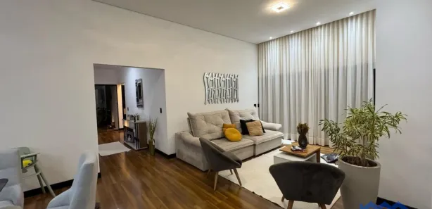 Fazenda / Sítio / Chácara com 5 Quartos à venda, 1340m² no , Mairinque
